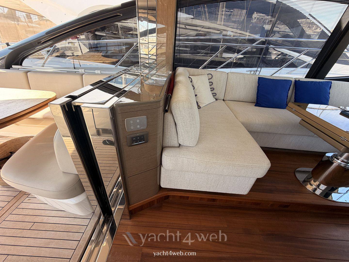 Princess yachts V55