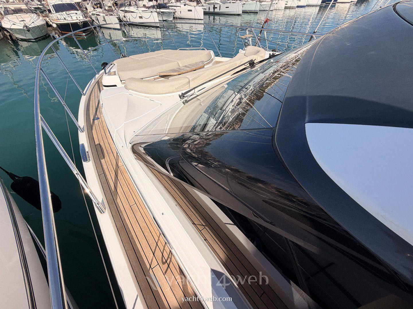 Princess yachts V55