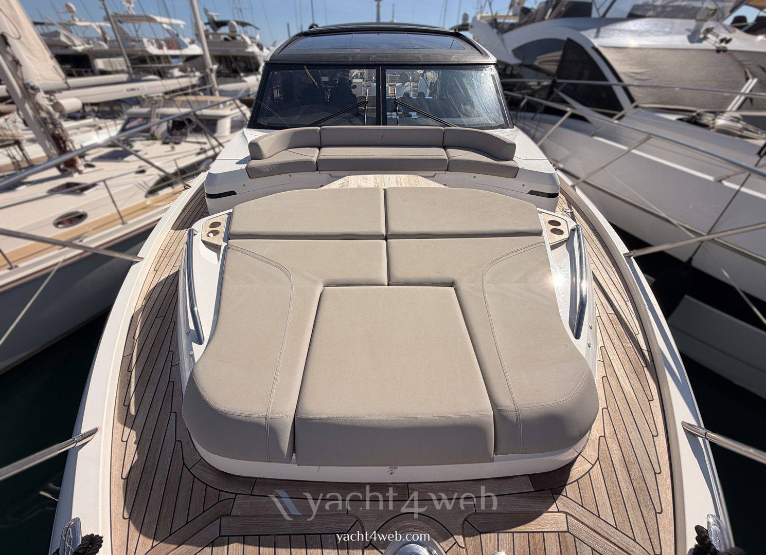 Princess yachts V55