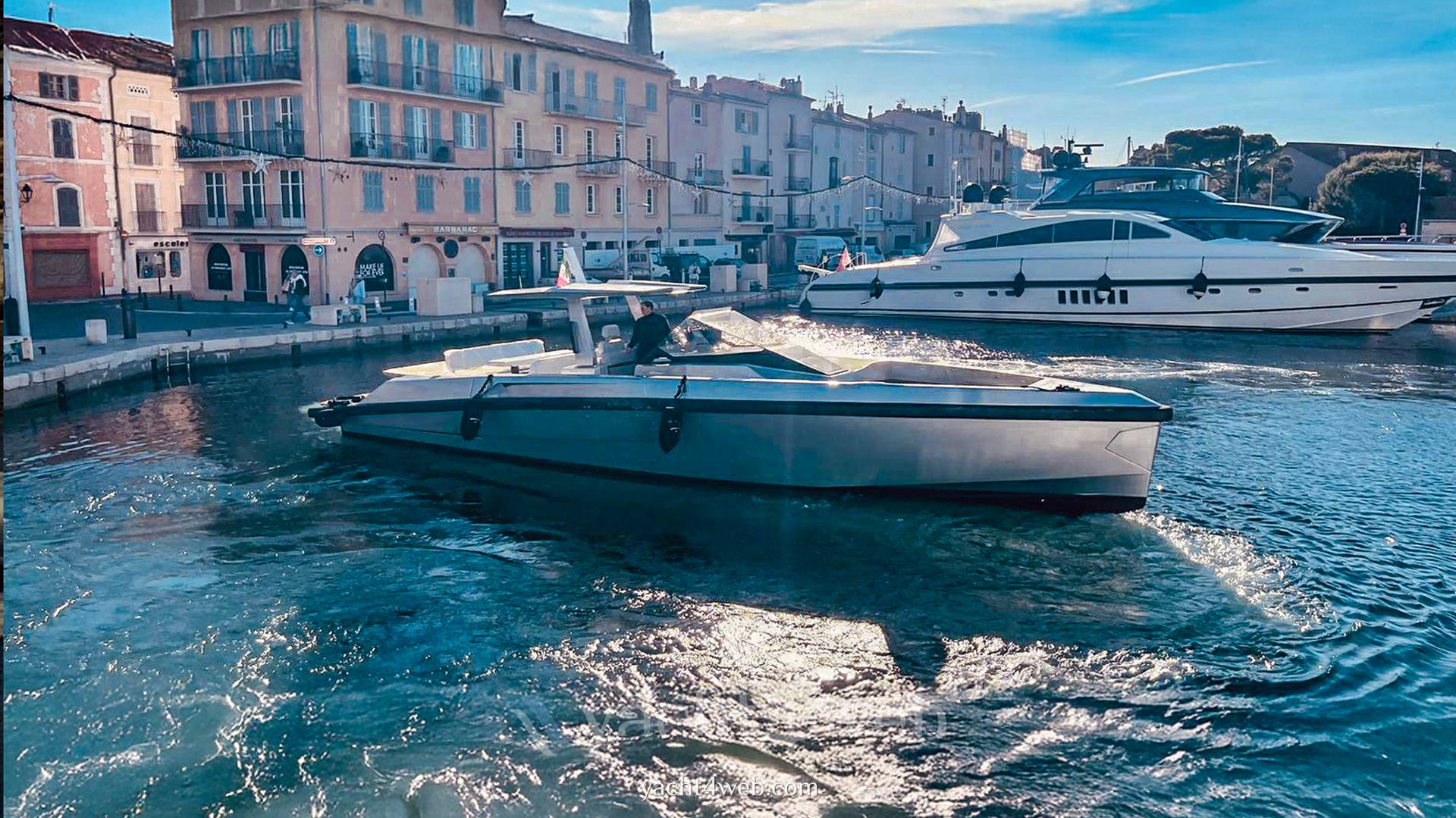 Wally Wallytender 48