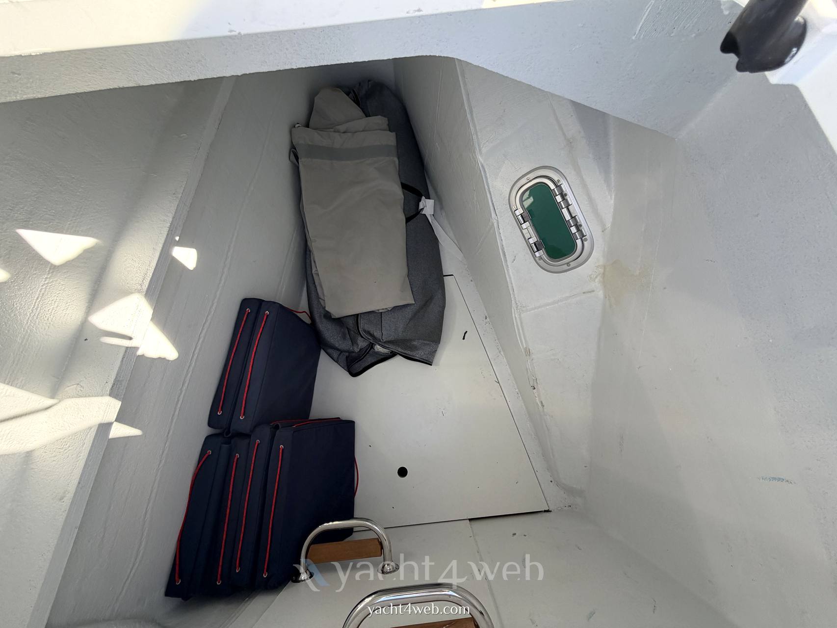Catana sas Bali 4.8