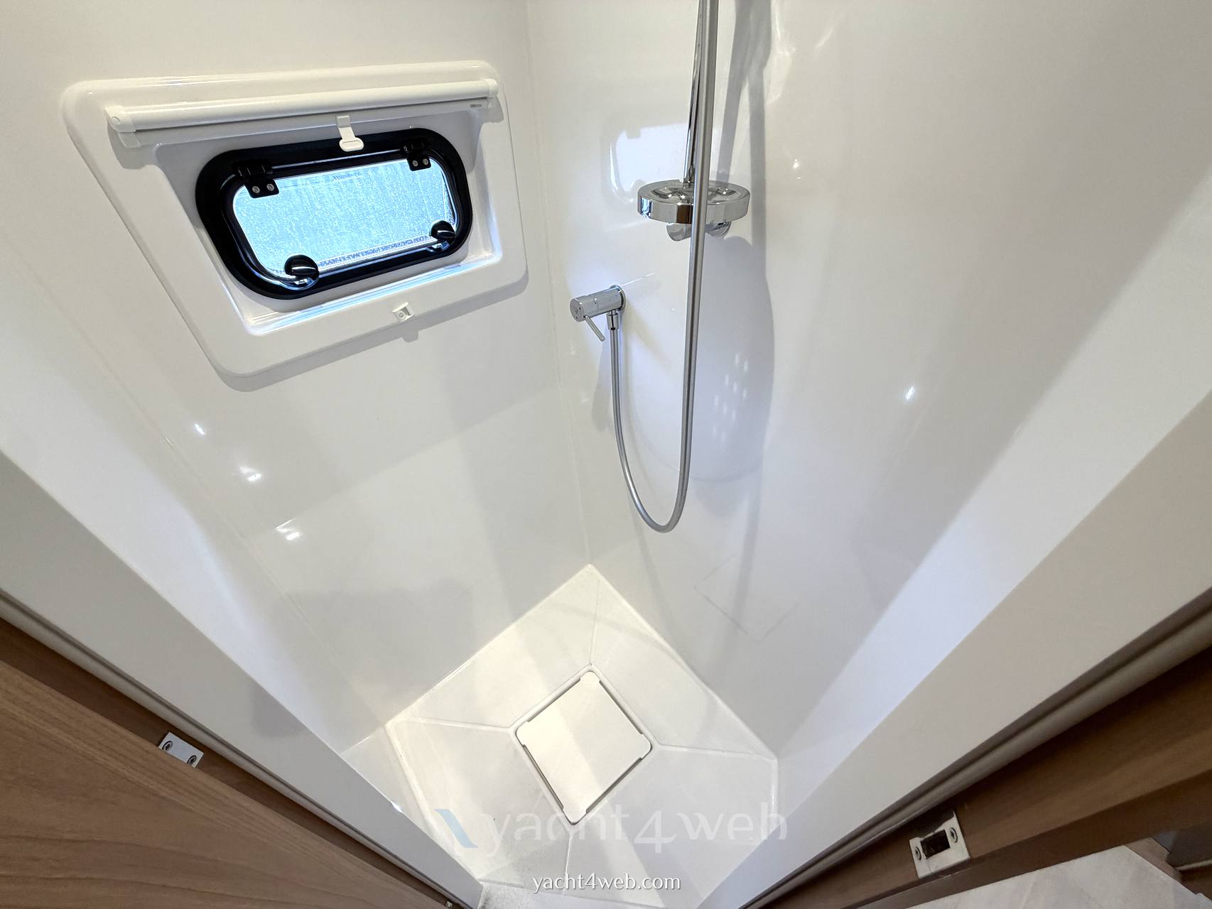 Catana sas Bali 4.8
