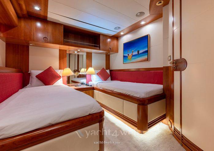 Cbi navi 32 m