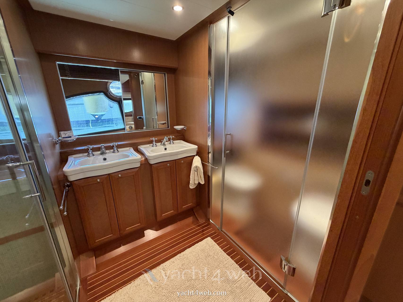 Mochi craft Dolphin 64