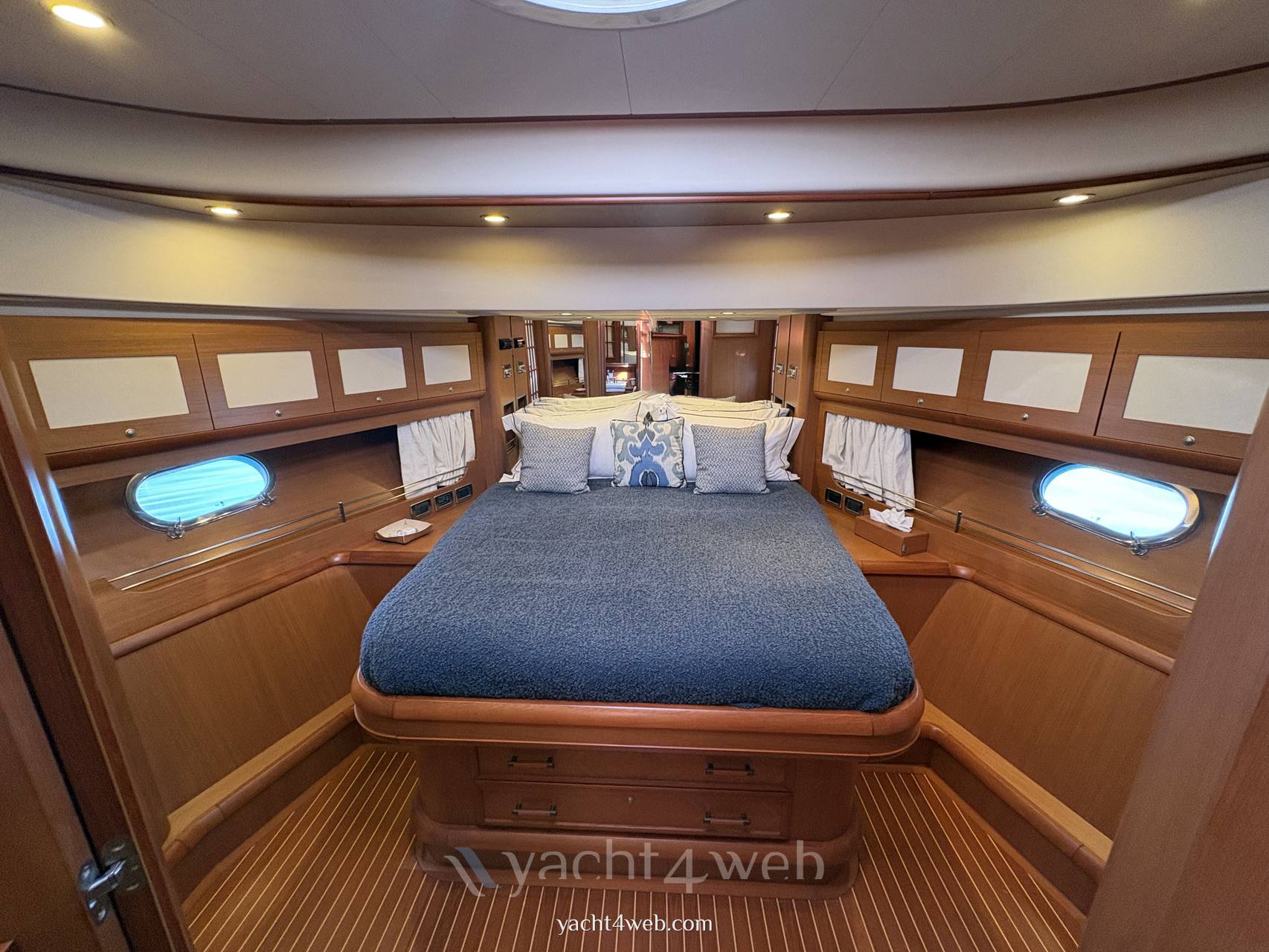Mochi craft Dolphin 74