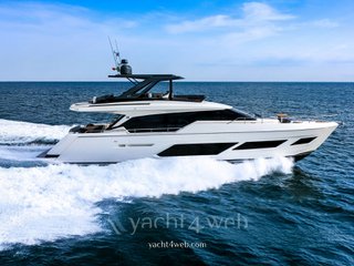 Ferretti yachts 720