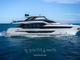 Ferretti yachts 940