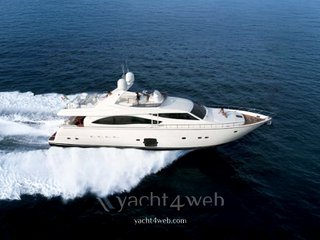 Ferretti yachts 830