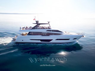 Ferretti yachts 780