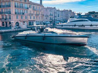 Wally Wallytender 48