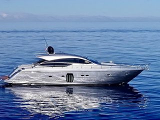 Pershing 64