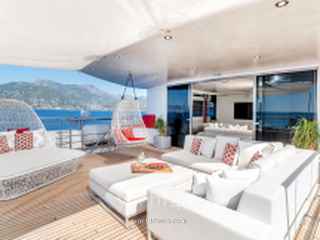 Custom 50m - Photo 8