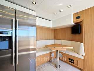 Ferretti yachts 960 от 2020