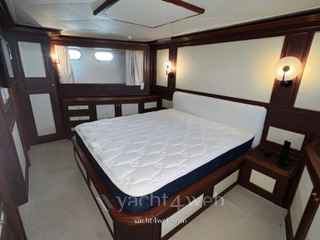 Custom line Navetta 27 от 2000