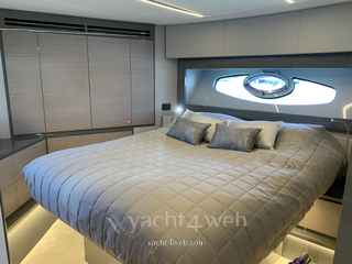 Pershing 62 от 2020
