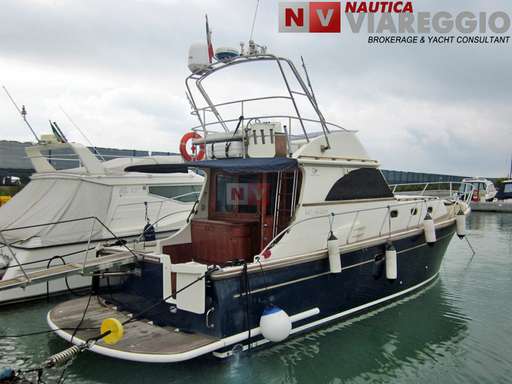 Cantieri estensi Cantieri estensi Goldstar 440 fly