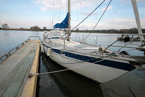 HALLBERG RASSY HALLBERG RASSY 38