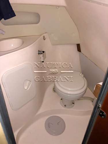 MANO MARINE MANO MARINE 22.50 cabin